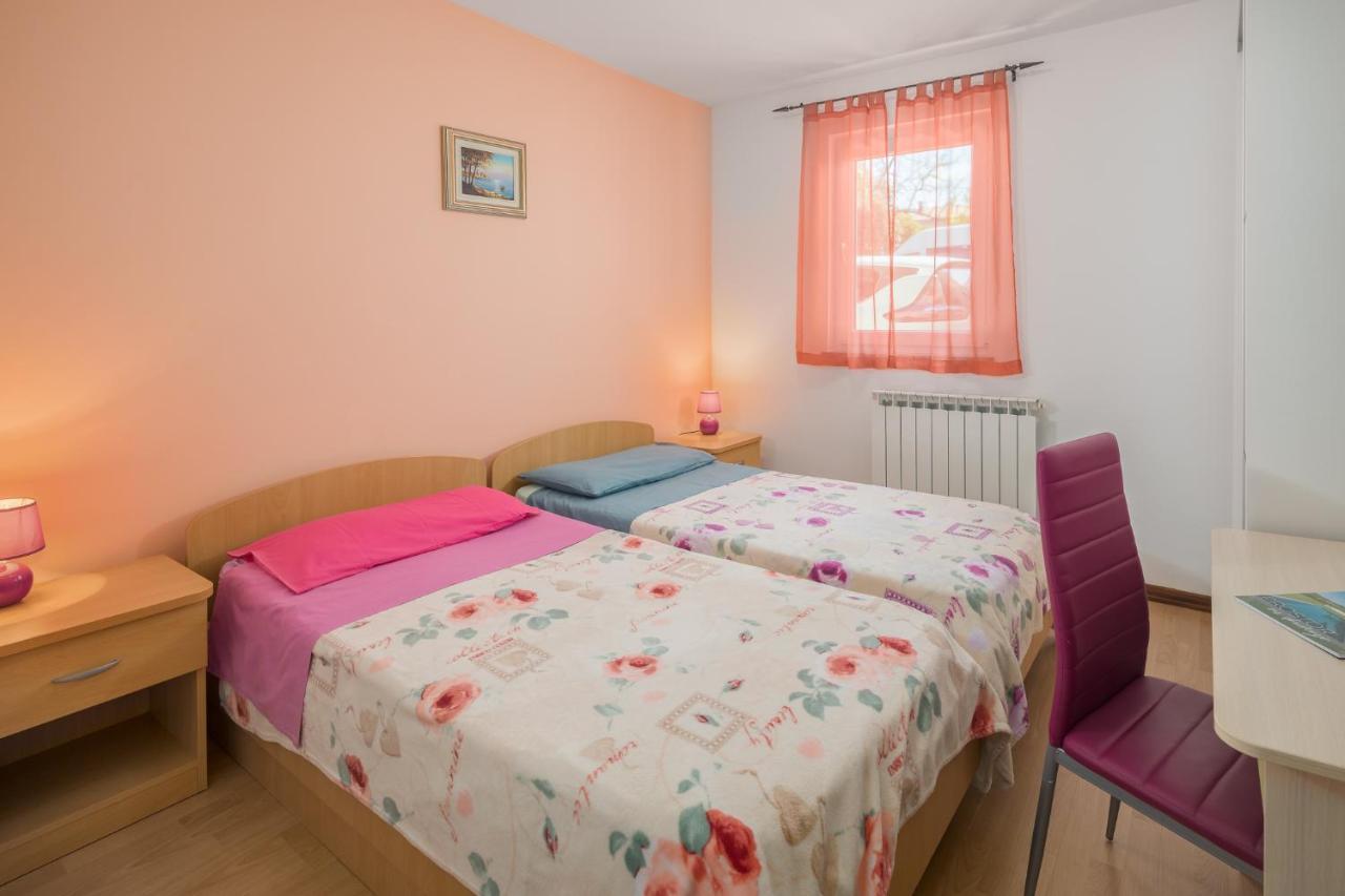 Elena Apartment Porec Exterior photo